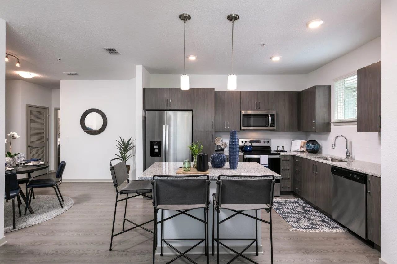 Enclave at 3230 Image 5