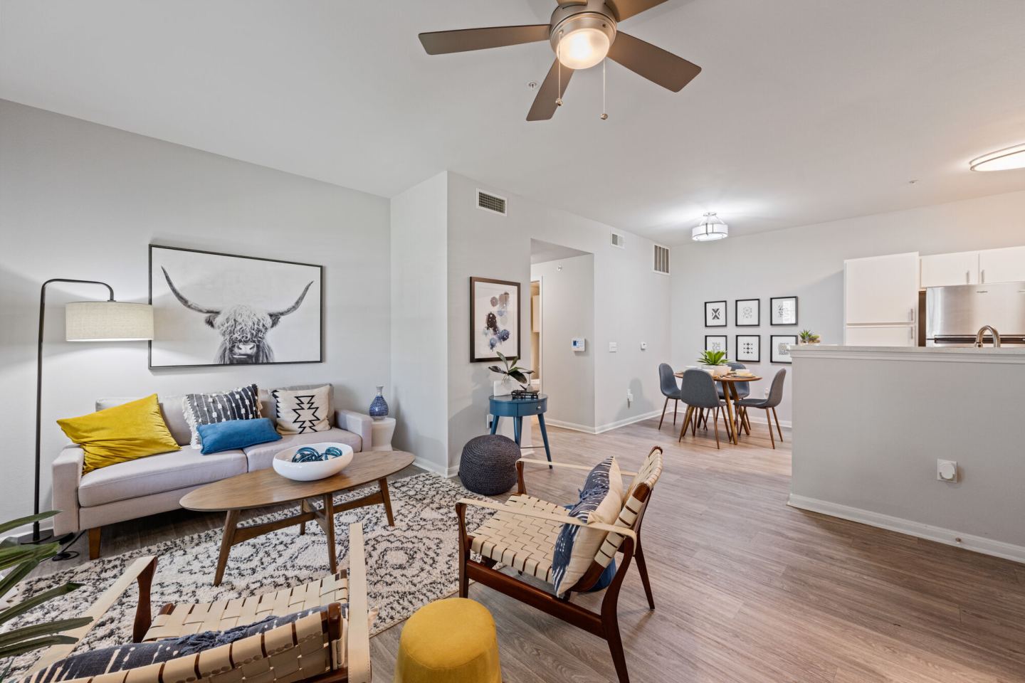 Oak Grove Apartments Image 4