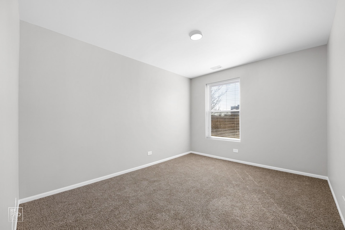 4853-59 S Prairie Image 17