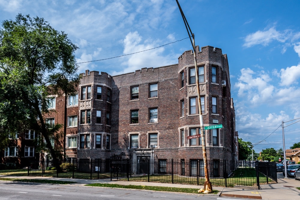 7800 S Jeffery Blvd Image 1