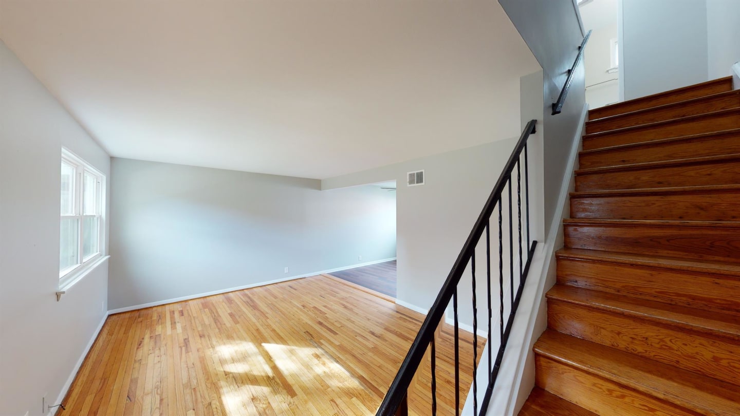 Buffalo Townhomes at Delsan Court Image 6