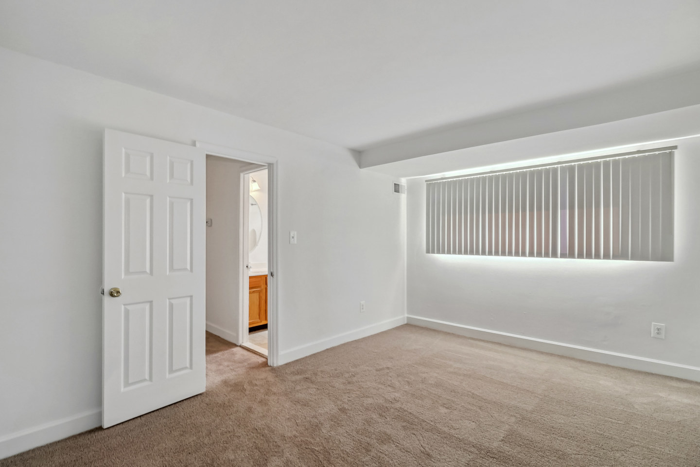 Barclay Square Apartments Image 13