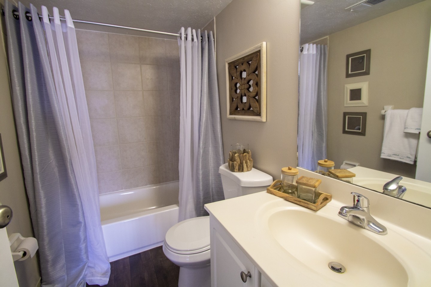 Deer Hill Image 74