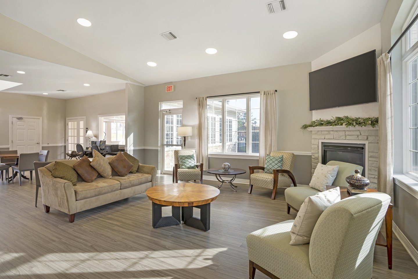 The Apartments at Elmwood Terrace Image 5