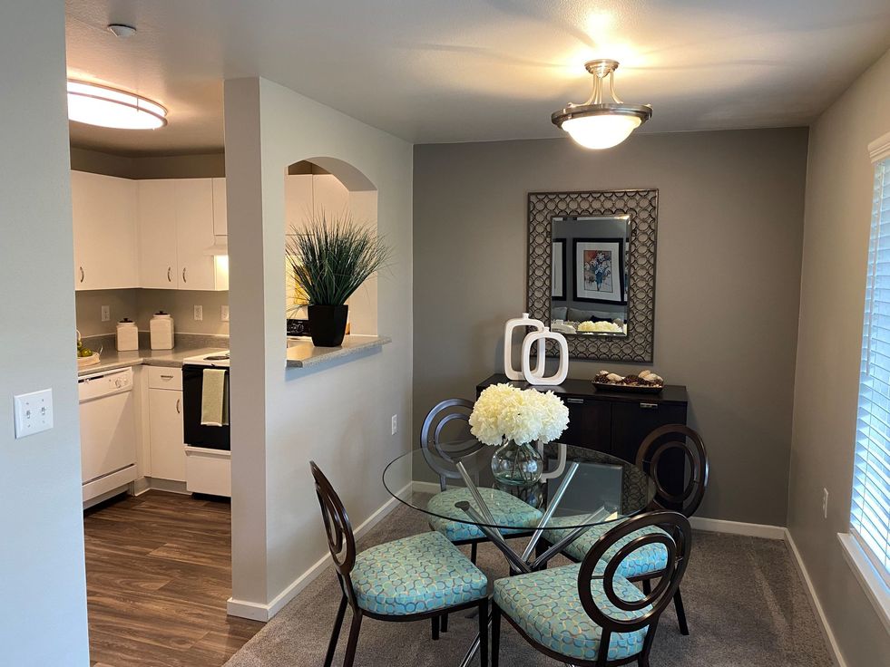 Lexington Heights Image 10