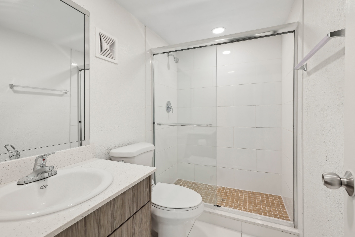 Aventura Harbor Apartments Image 36