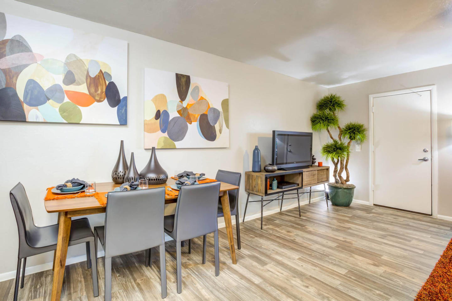 Agave Apartments Image 8