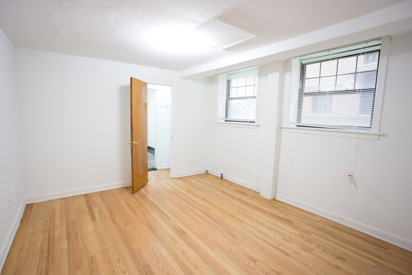 5337 S. Hyde Park Boulevard Image 16