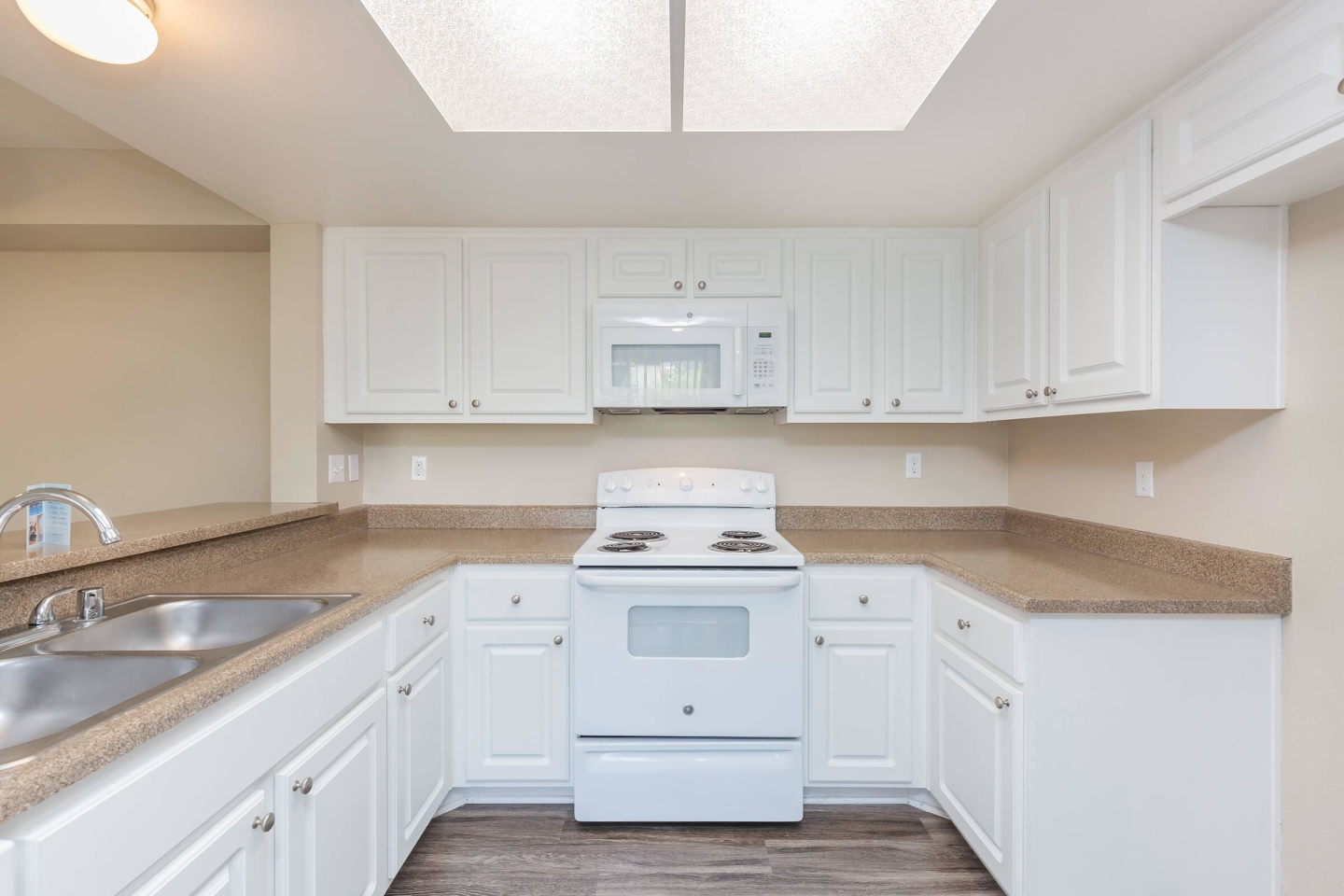 Wood Canyon Villa Apartment Homes Image 42