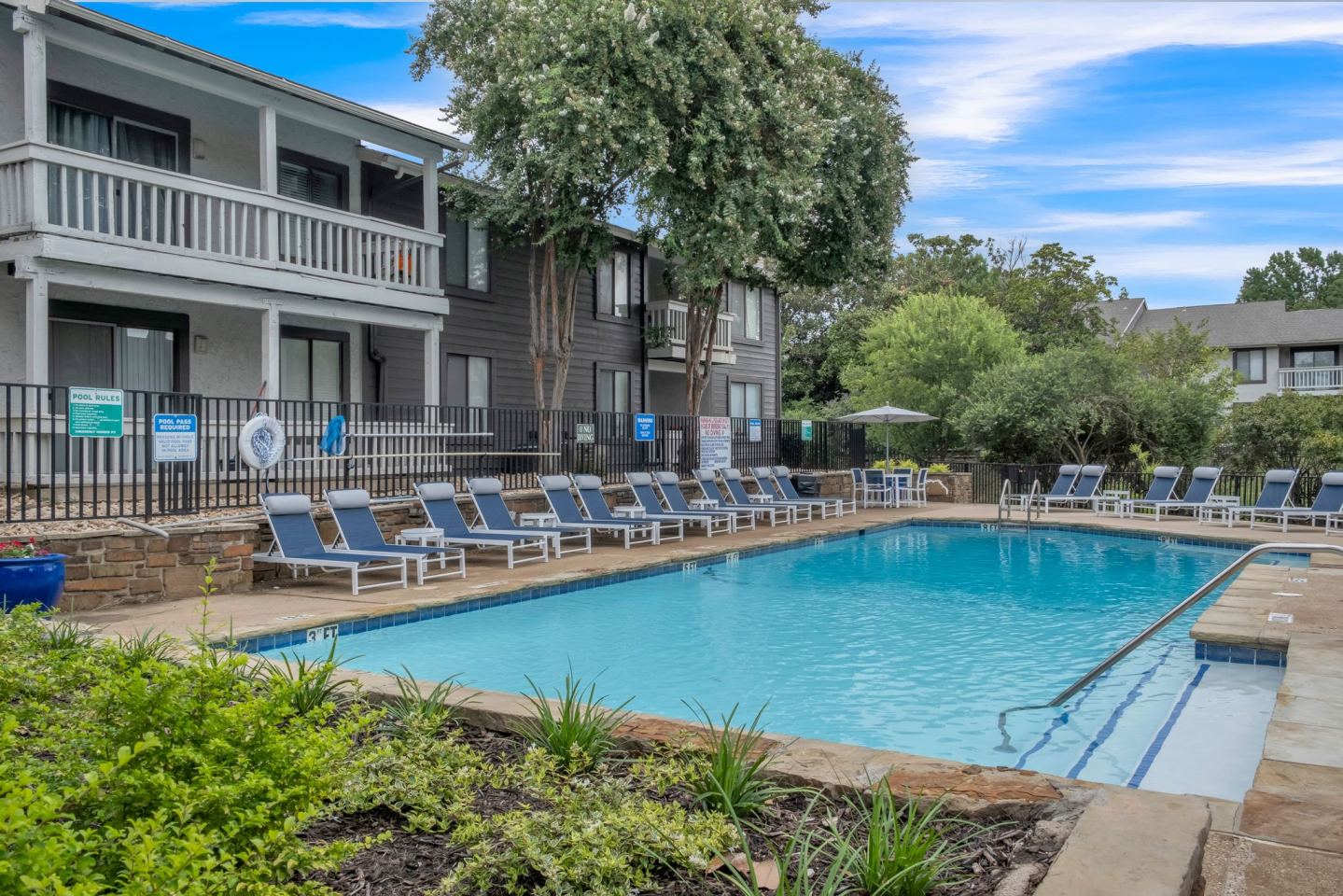Riverwalk Apartments Image 17