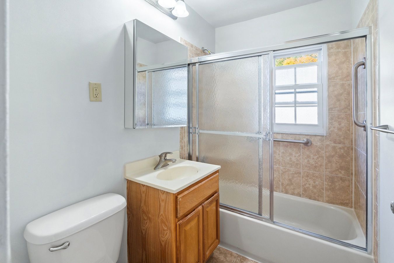 Newtonian Gardens Apartments Image 26