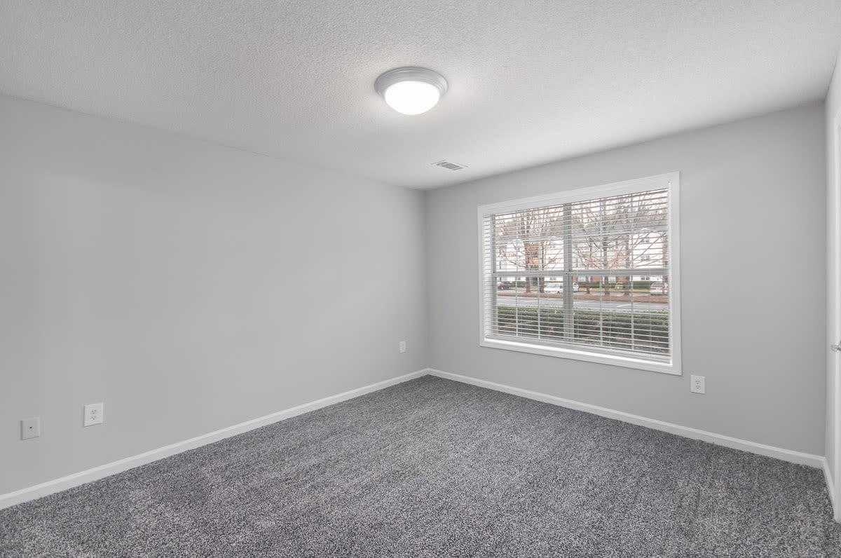 Creekside Apartments Image 20