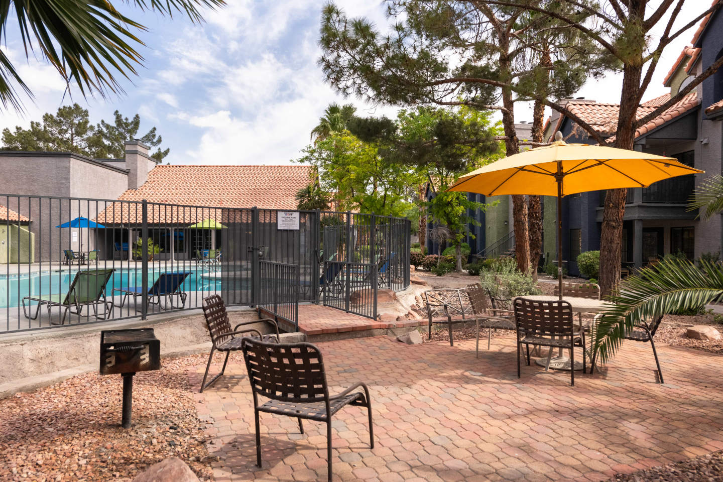 Boulevard @4201 Apartments Image 36