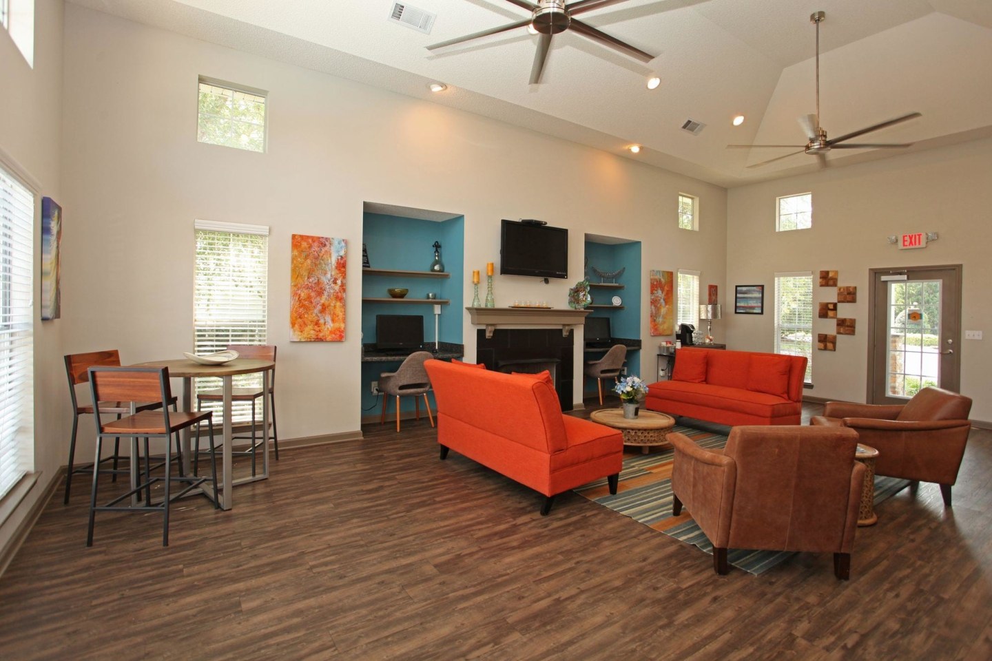 Fox Run Luxury Apartments Image 18