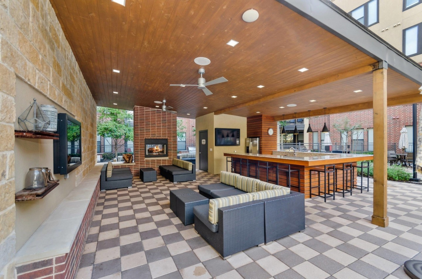 AMLI West Plano Image 3