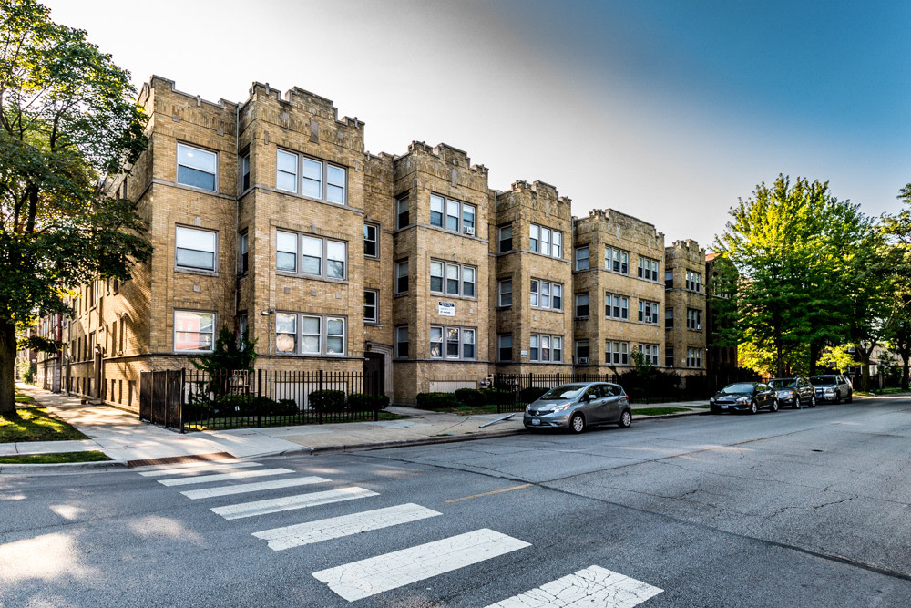 Pangea 7801 S Yates South Shore Apartments Image 1