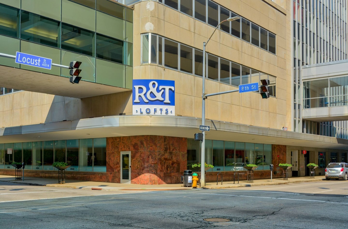 R & T Lofts Image 21