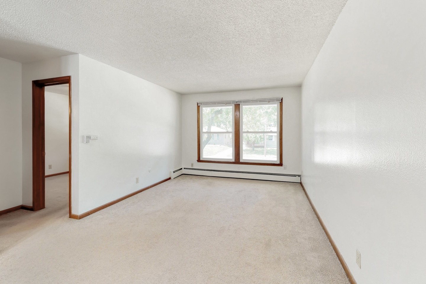 Plaza Manor Image 46
