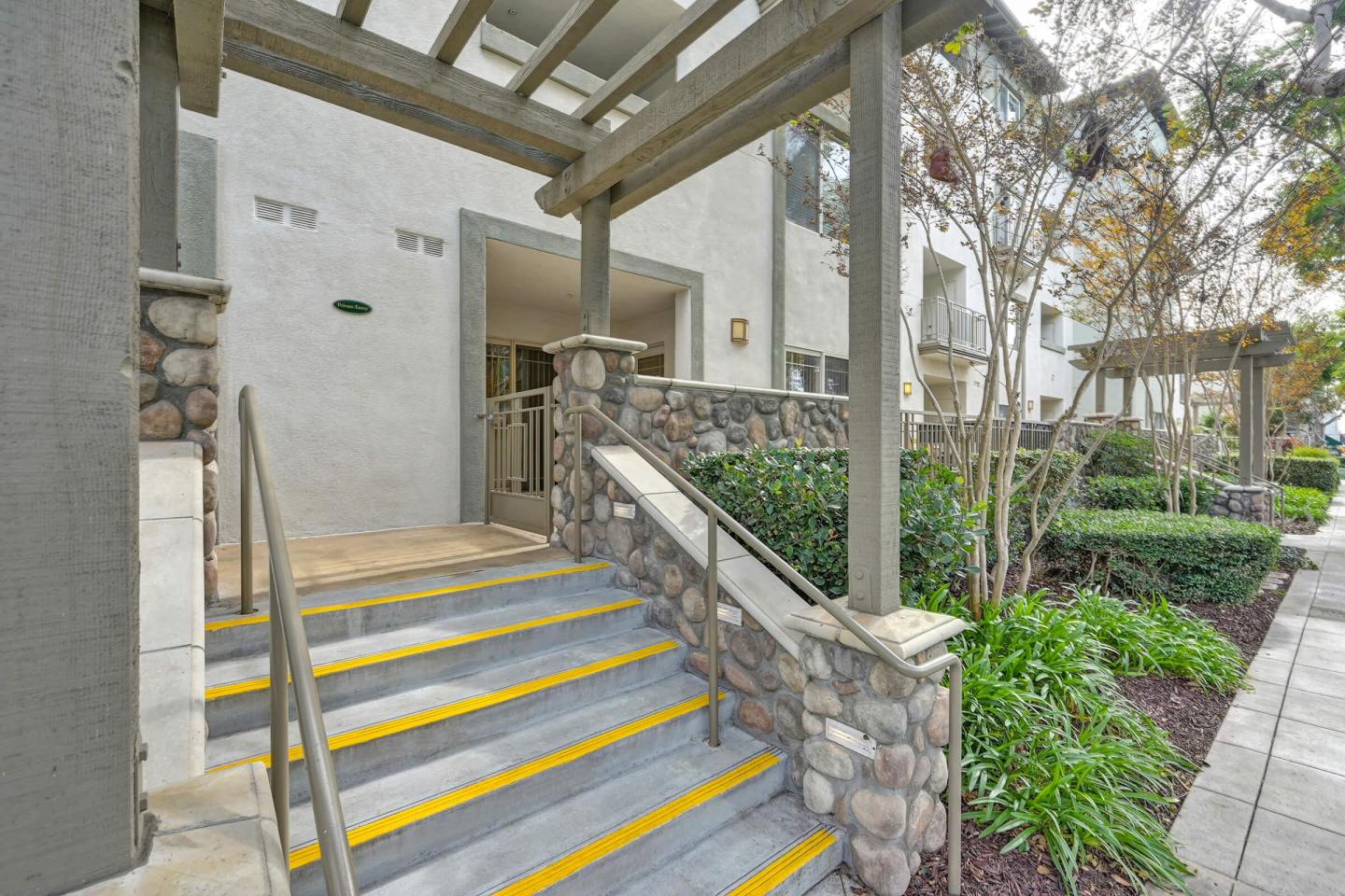 Mission Hills Commons Image 27