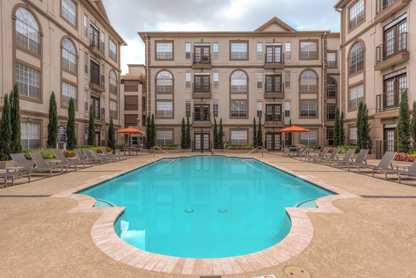 Deerwood Apartments Image 8