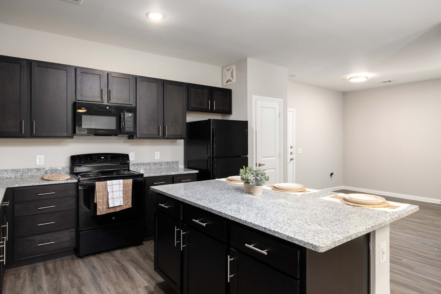 Vintage Ranch - Affordable Housing Image 10