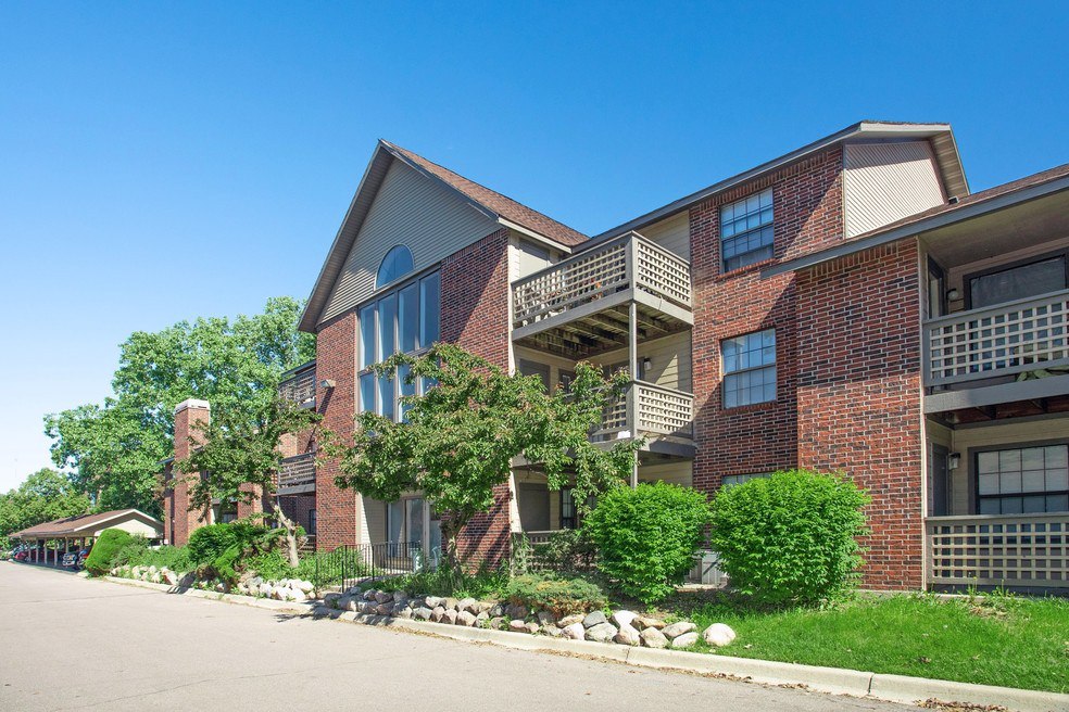 The Addison at Southfield Image 2