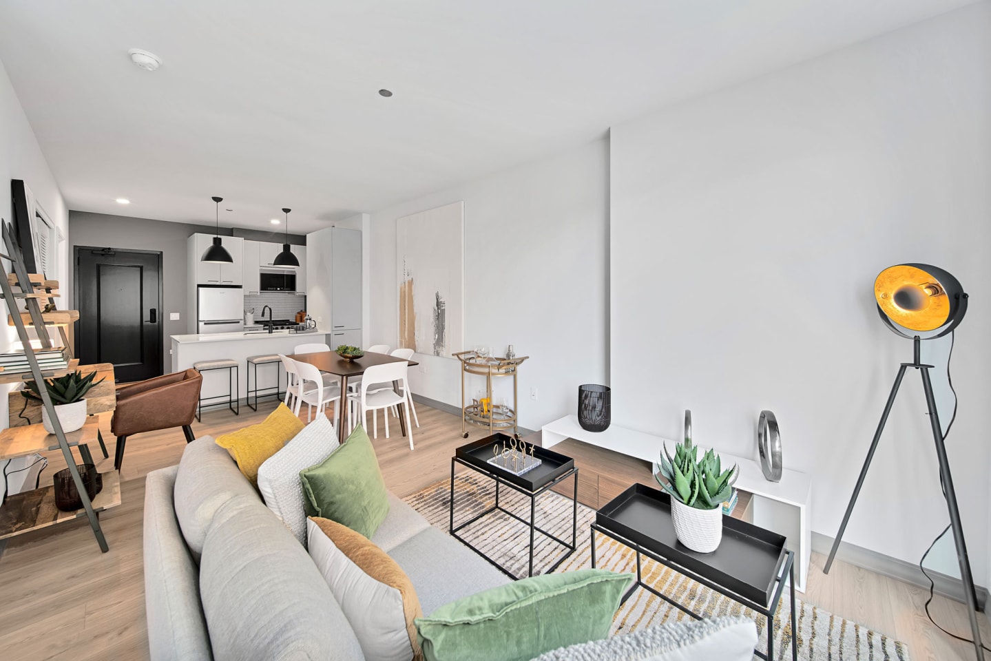 Triangle Square Image 71