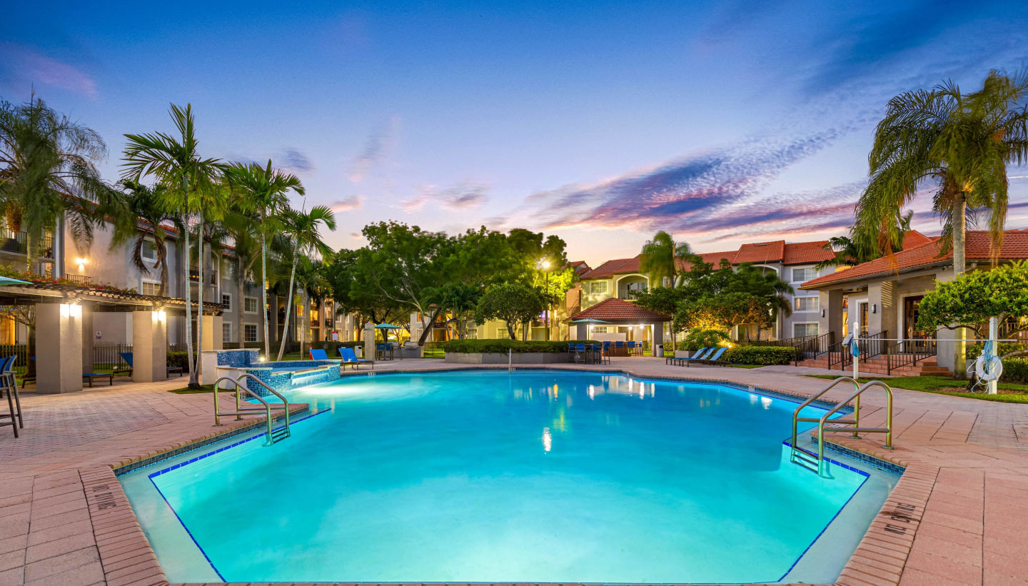 Sunset Gardens Apartments Image 95