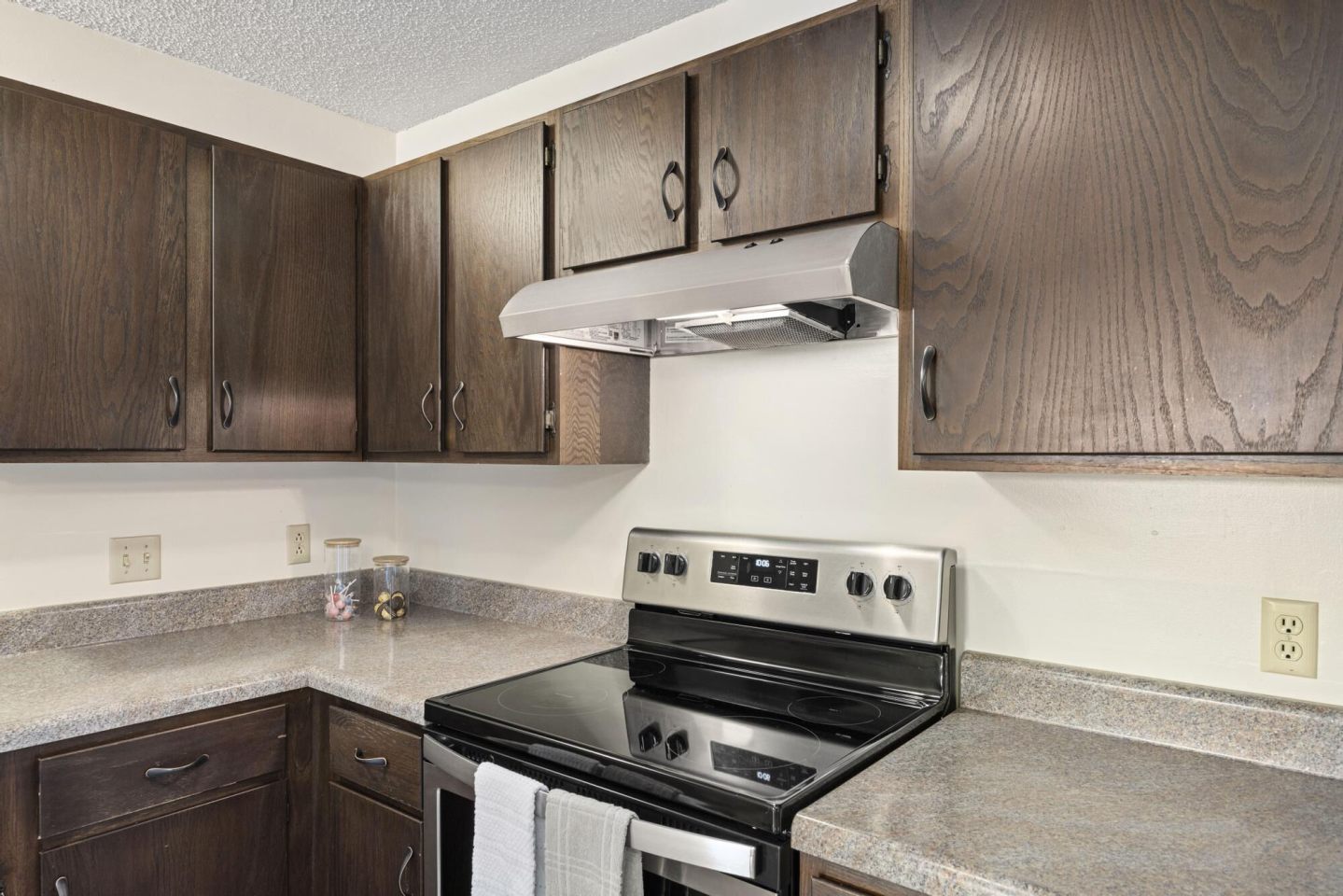 Sandstone Apartments Image 10