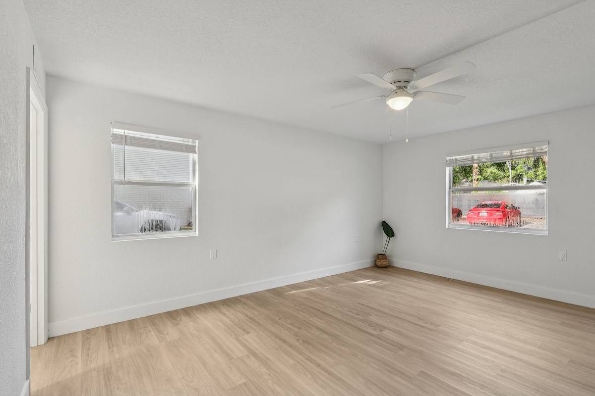 Haven on Canal Image 11