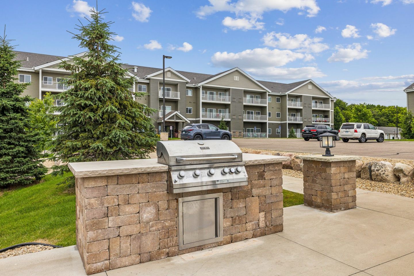 Lake Ridge Luxury Apartments Image 10