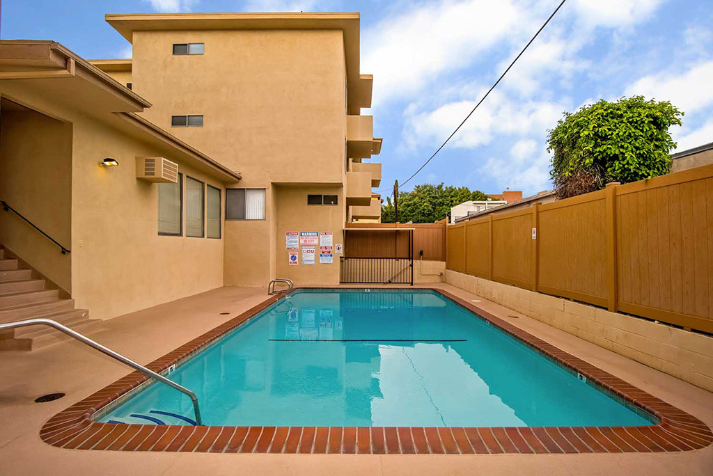 Los Robles Apartments Image 10