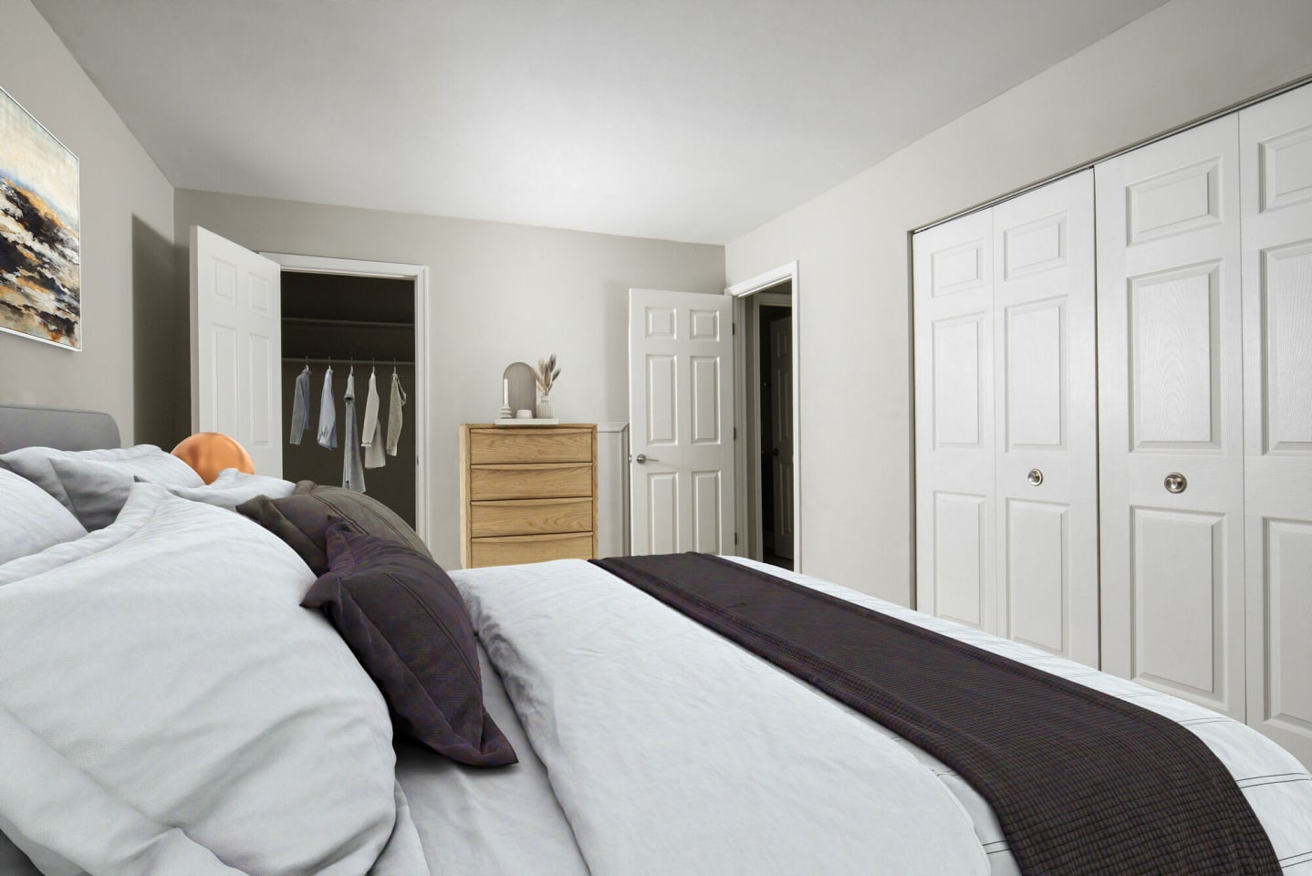 Metro Pointe Image 11