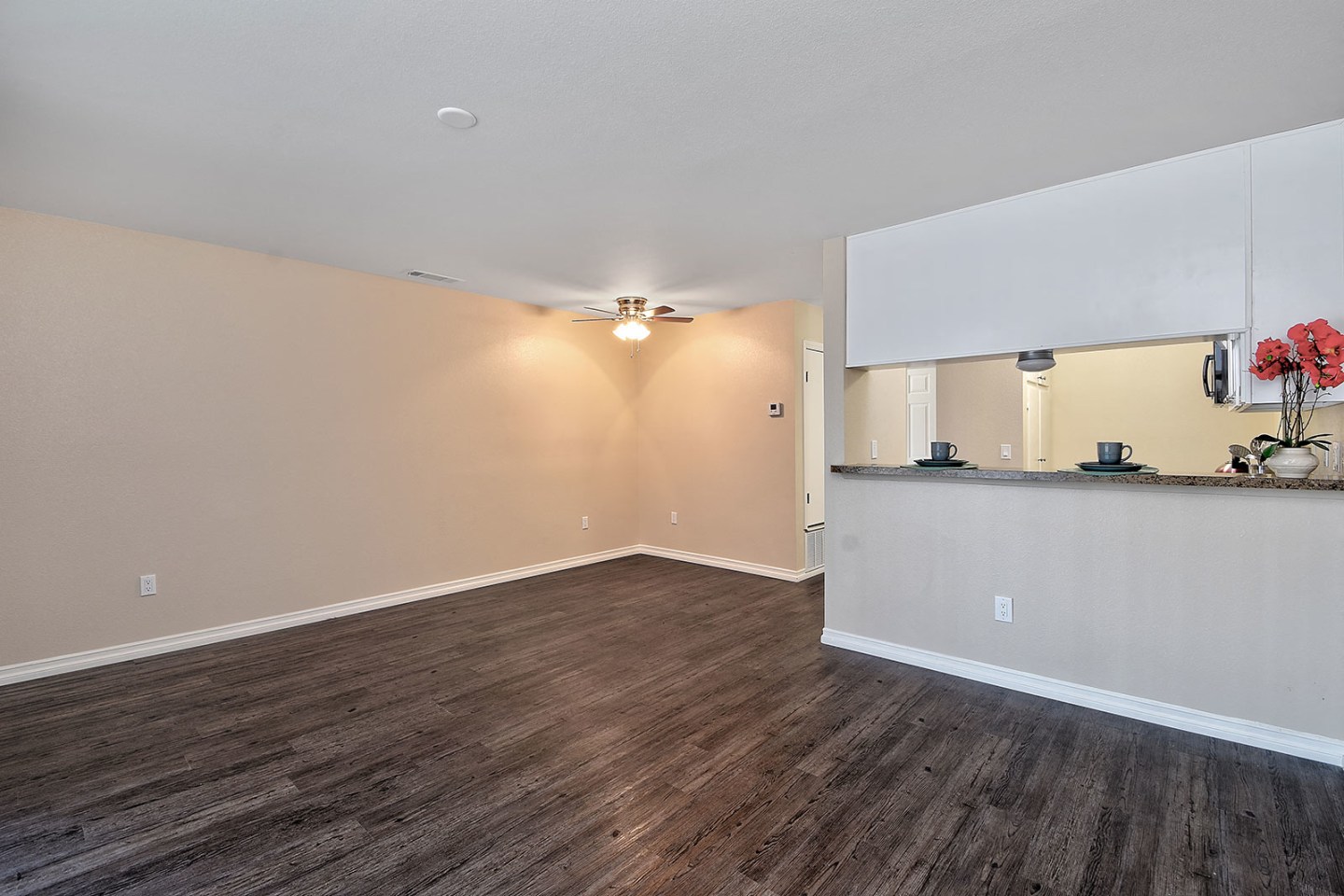 Fairway Manor Image 20