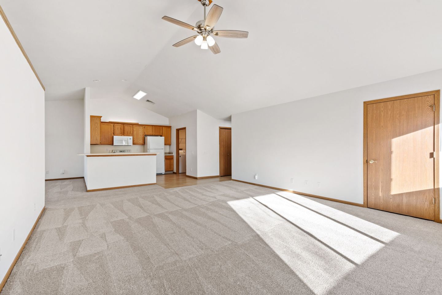 Harper Court Apartments Image 13