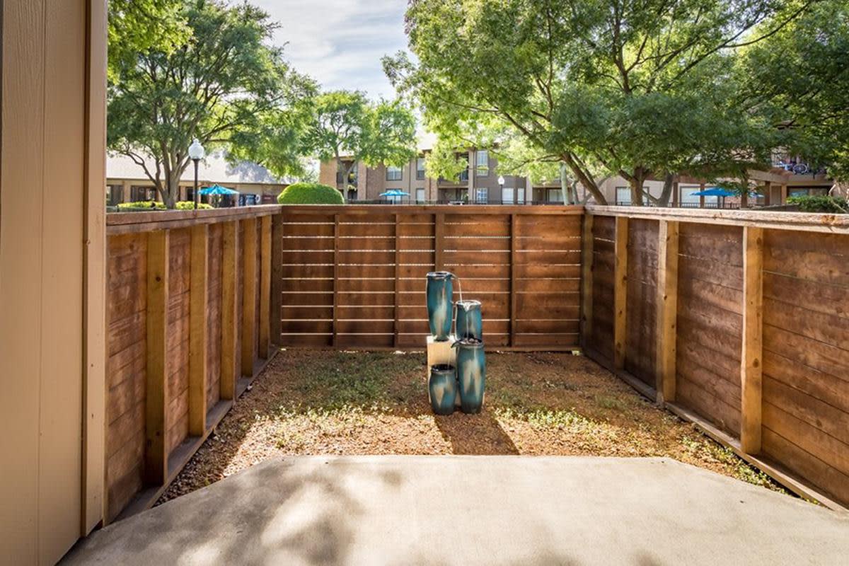 Frankford Flats Image 15