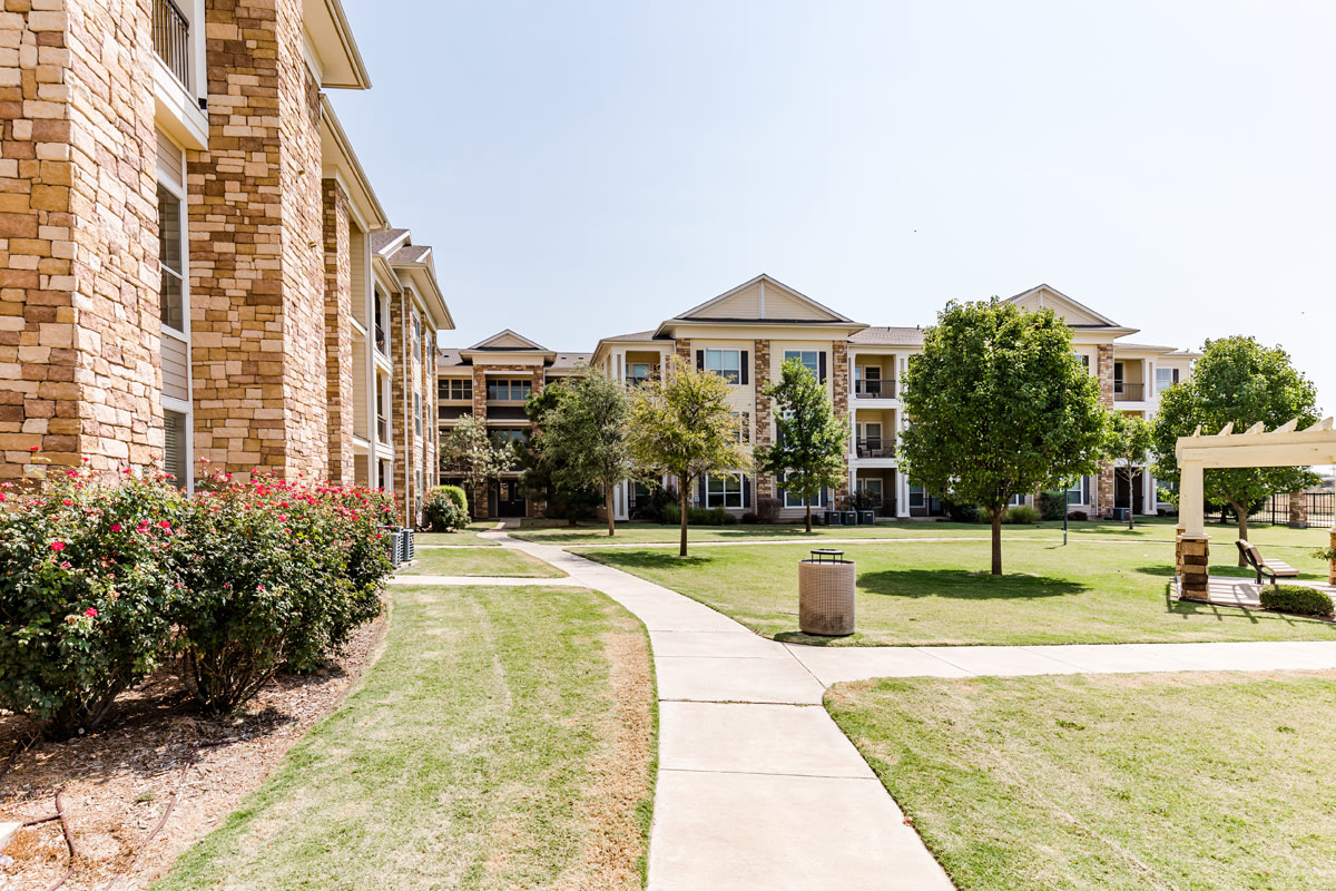 Senior Housing - Emory Senior Living Apartments Image 2