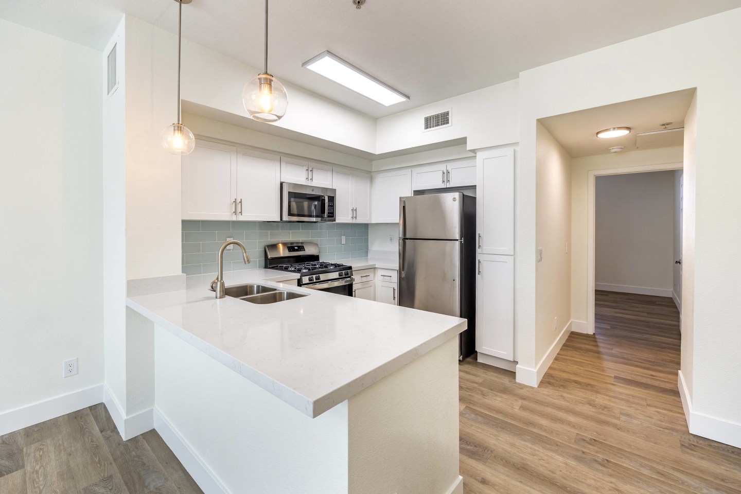 The Michael B Townhomes and Flats Image 34