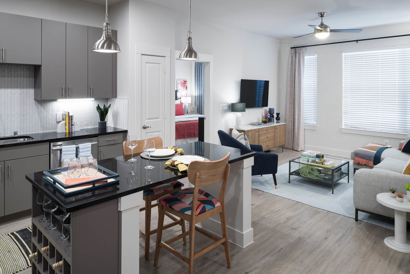 Jada Legacy Central Image 15