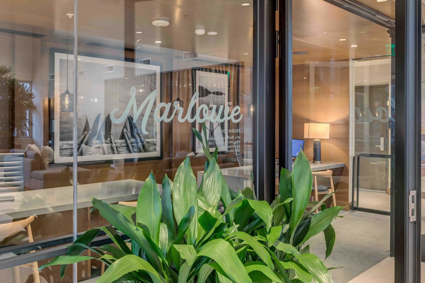 Marlowe Image 11