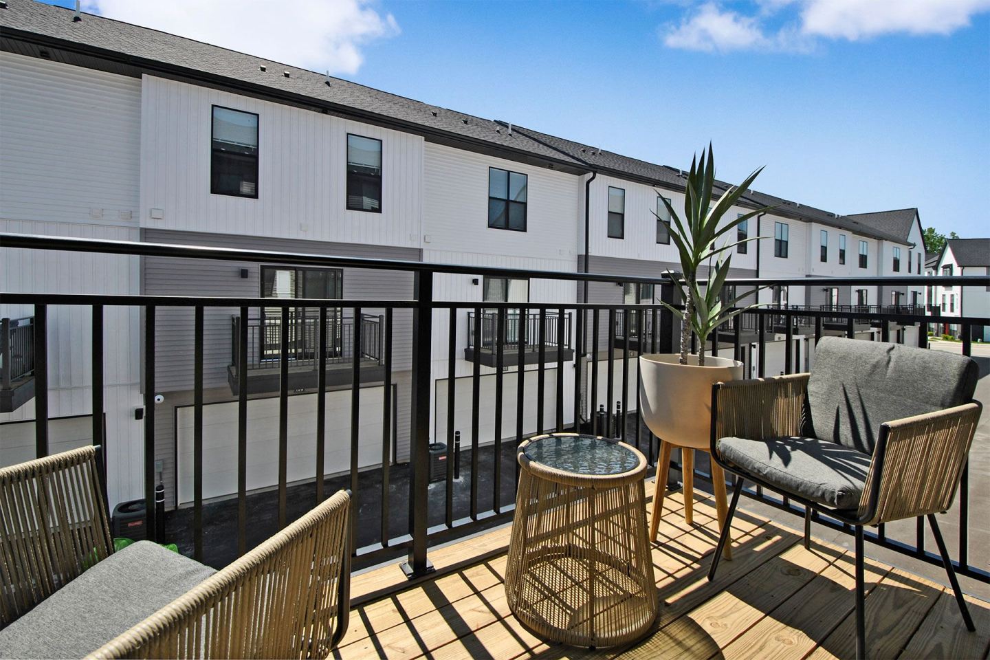 Avant Apartments Image 44