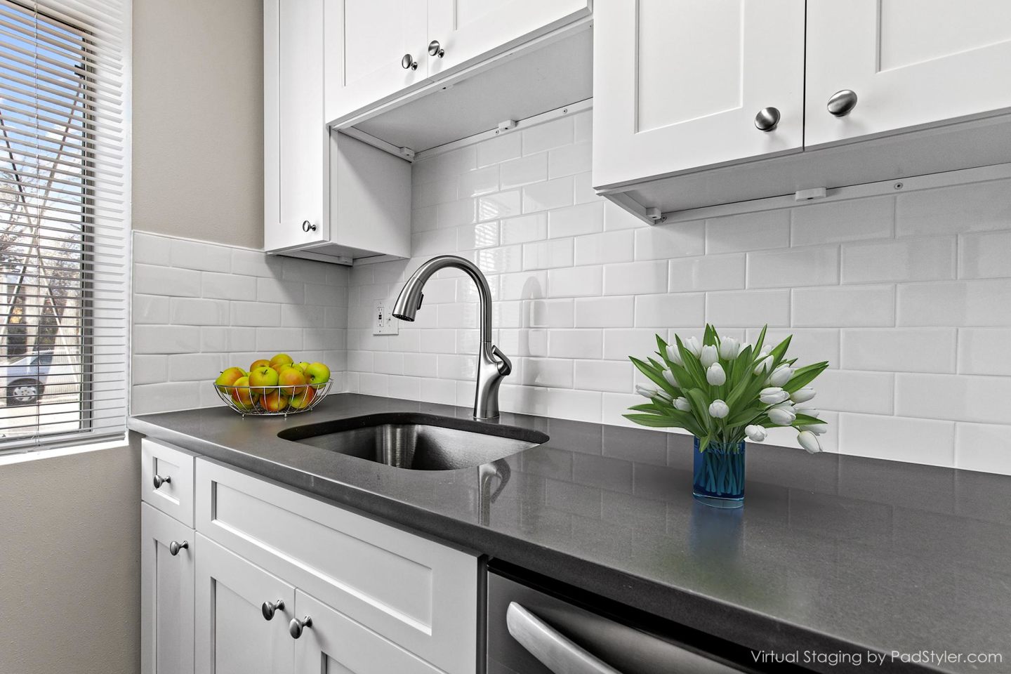 Camelot Apartments Image 3