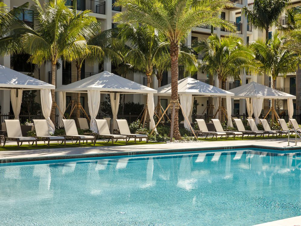 Avalon 850 Boca Image 19