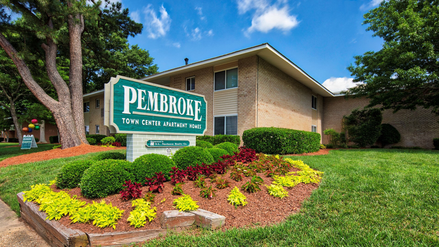 Pembroke Town Center Apartments Image 13
