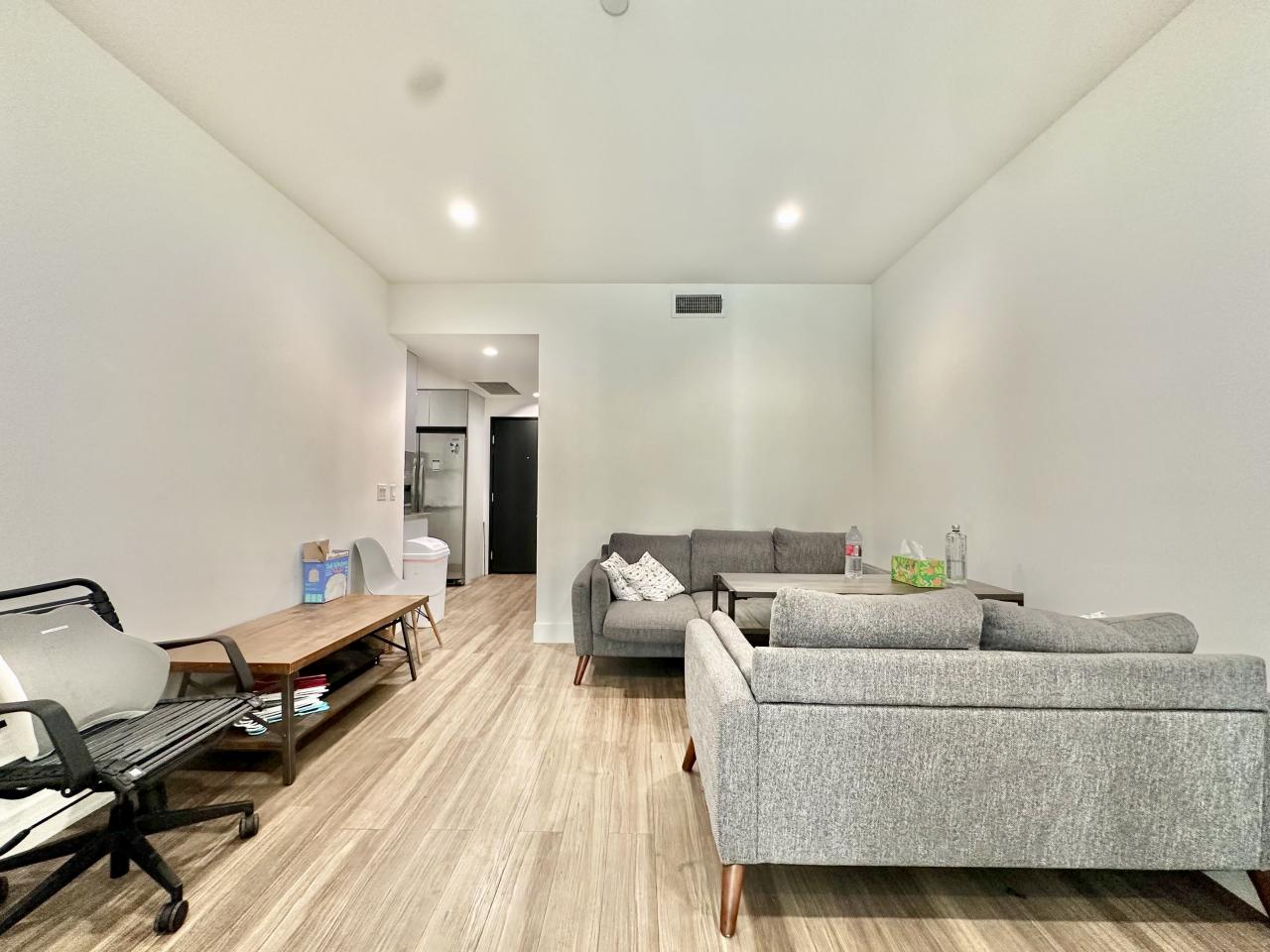 1515 Colby Ave - Co-Living Image 20