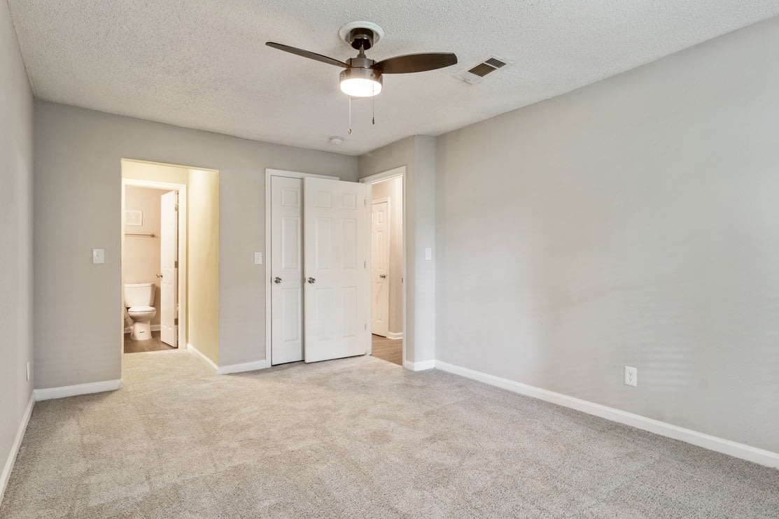 Wyndcliff Galleria Image 16