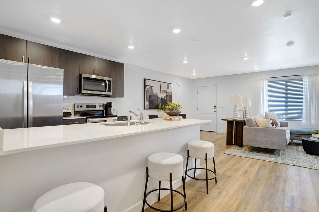 Little Valley Townhomes Image 10