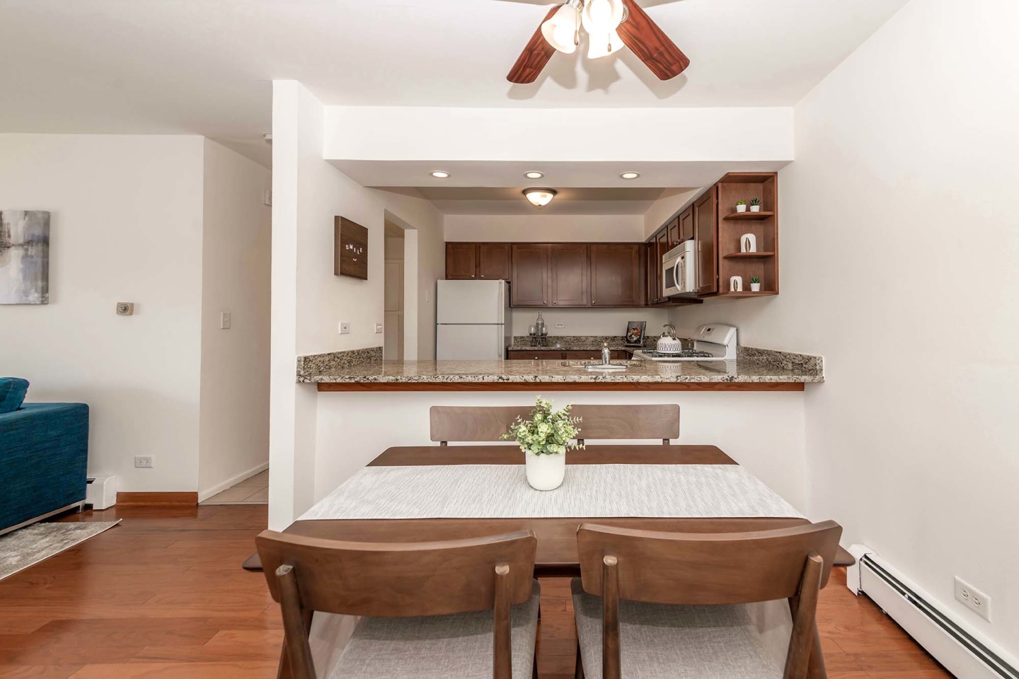 Barrington Lakes Apartments Image 10