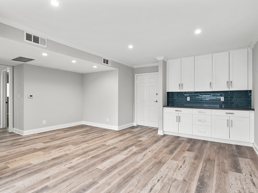 Catalina Apartments Image 15