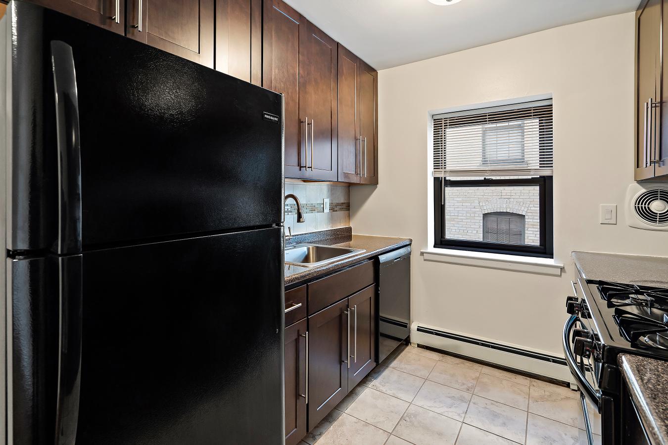 Imperial Apartments Image 3